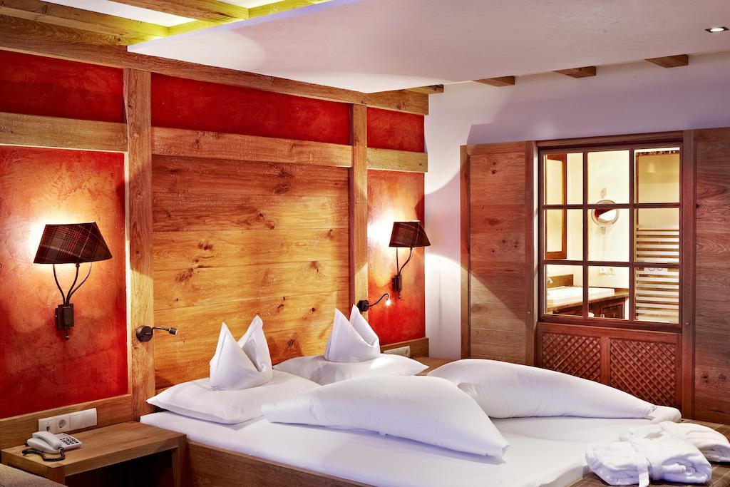 Hotel Berghof Crystal Spa & Sports Tux Kültér fotó